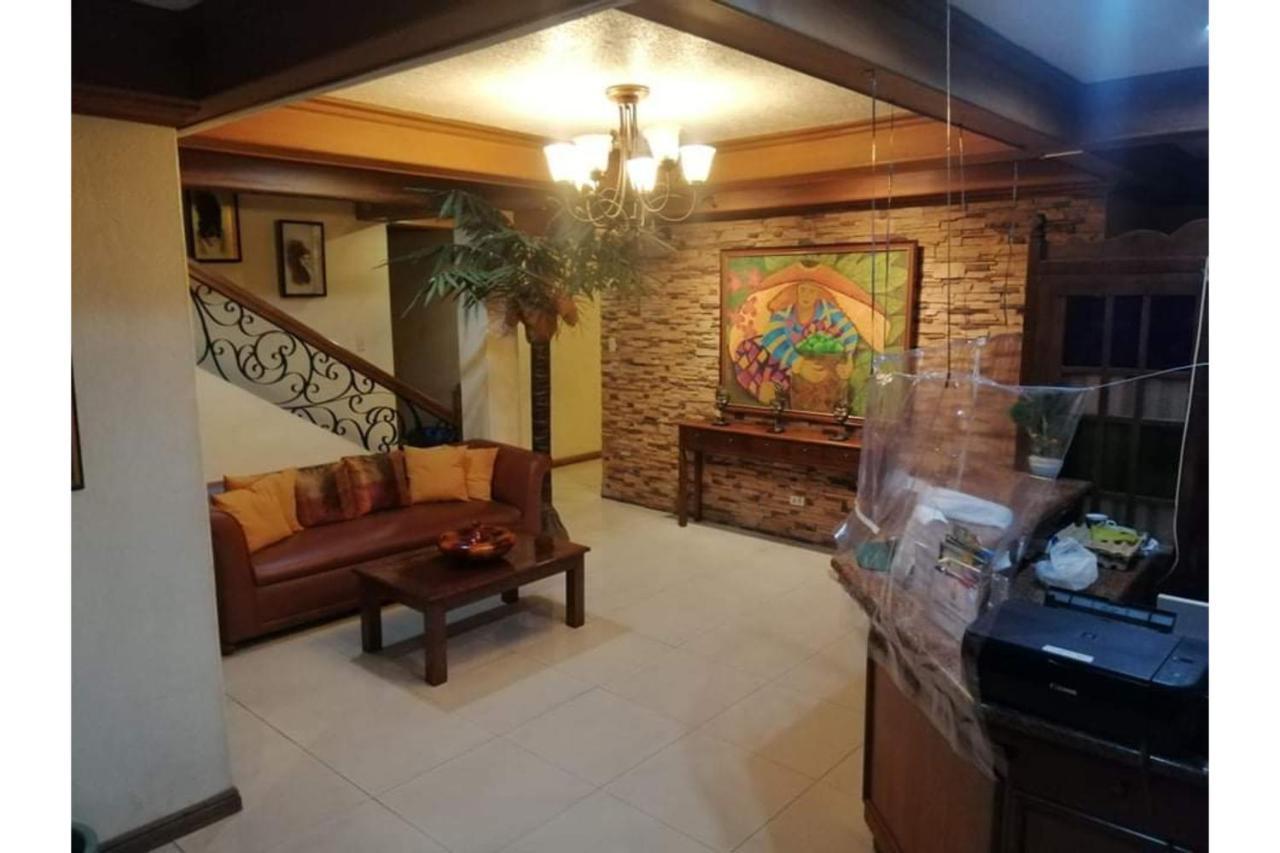 Reddoorz At Casa Marabella Villamonte Bacolod City Ngoại thất bức ảnh